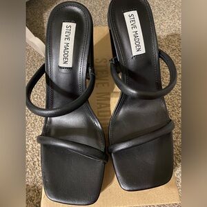 Women’s Black Steve Madden Camala - 8M
